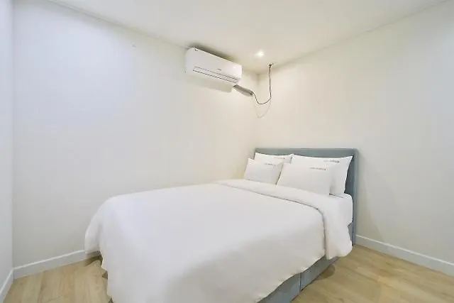 Hadan Momulda Busan
